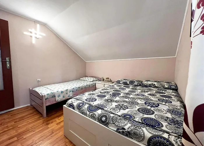 民宿 Casa Naomi 艾福雷诺德